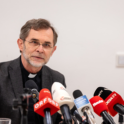 Pressekonferenz zur Ernennung des Erzbischofs